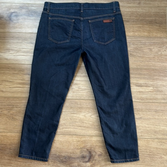 Joes denim jeans , dark wash, cropped skinny. No size tag. Waist 17-18” - Picture 3 of 5